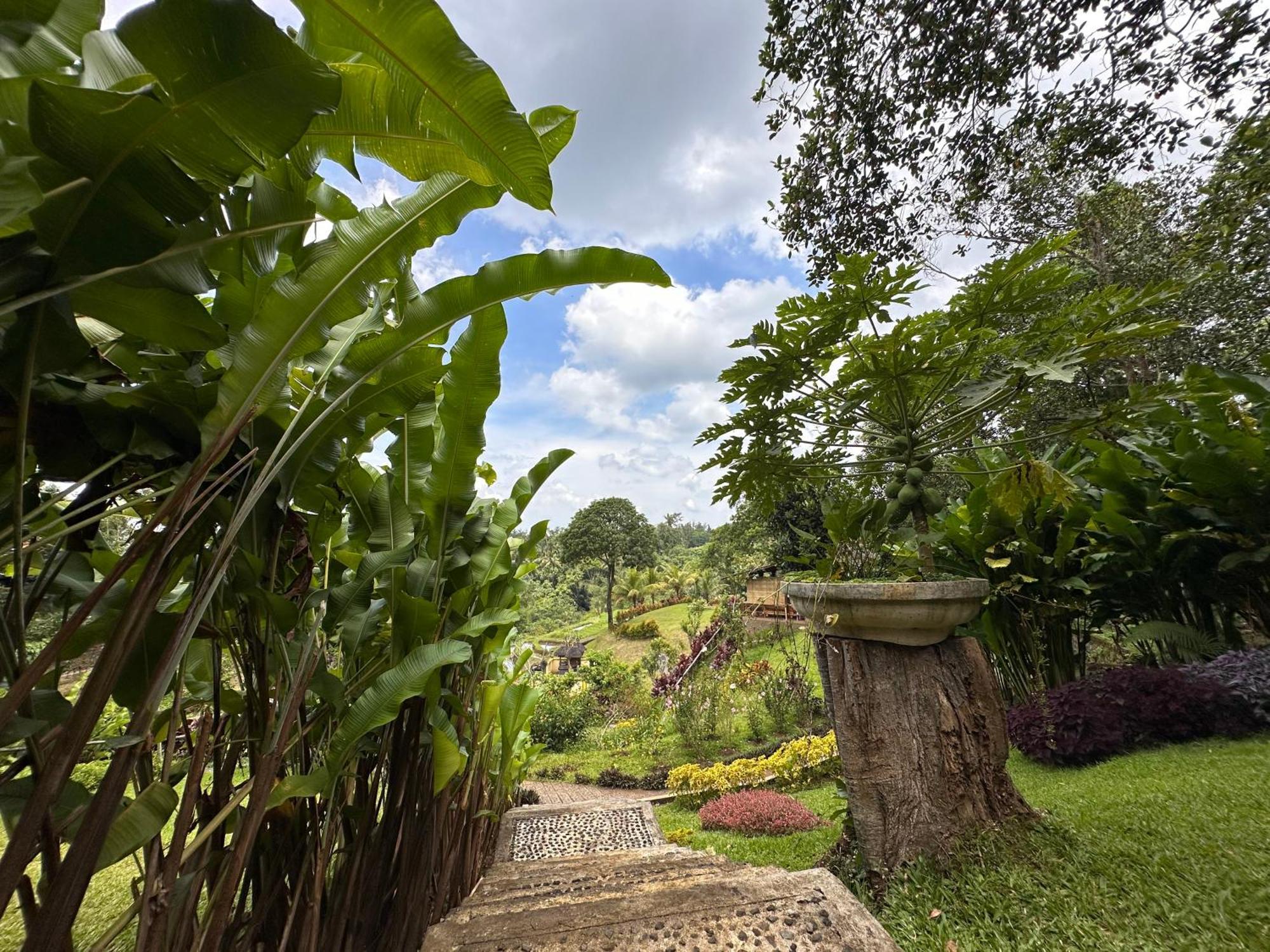 Sang Tirta Resort Penebel ภายนอก รูปภาพ